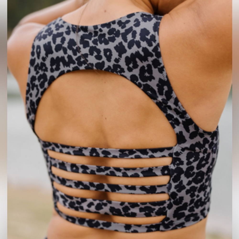Kiava Crop Top Gym to Swim in Leopard